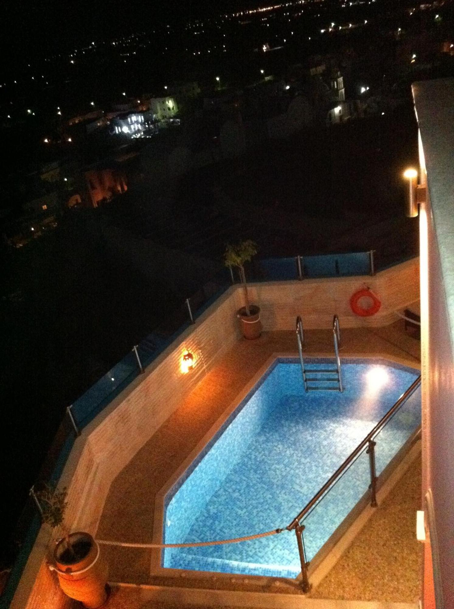 Nectarios Villa - Studios & Suites Adults Only Fira  Eksteriør bilde