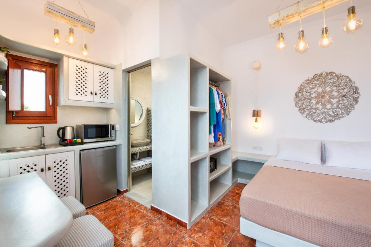 Nectarios Villa - Studios & Suites Adults Only Fira  Eksteriør bilde